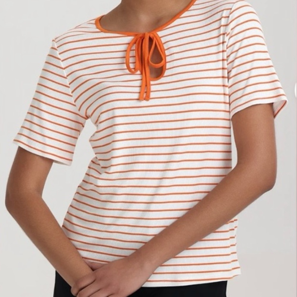 🟤NWT 89th & MADISON Tie Neck Short Sleeve Top in Orange/White Stripes